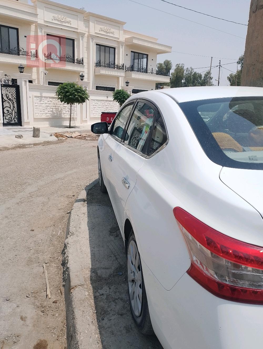 نيسان سنترا